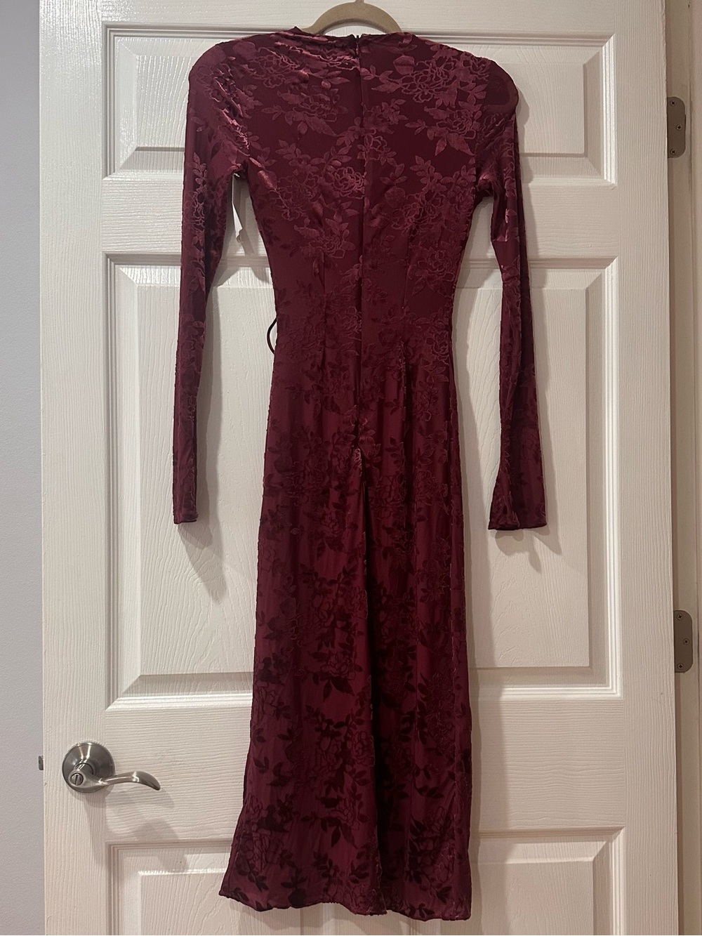 Mistress Rocks Mahogany
Devore Midi Dress - Picture 4 of 7